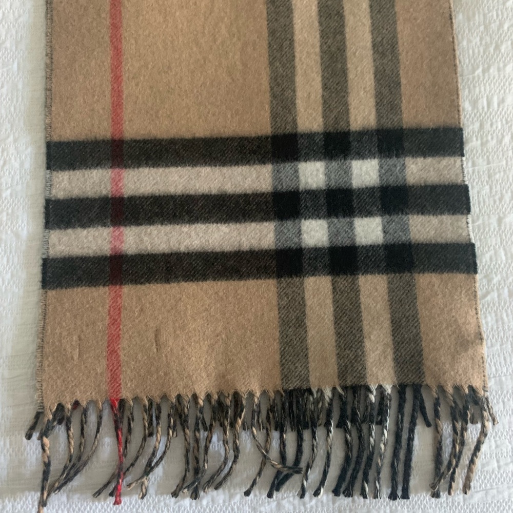 Burberry Plaid scarf NWT